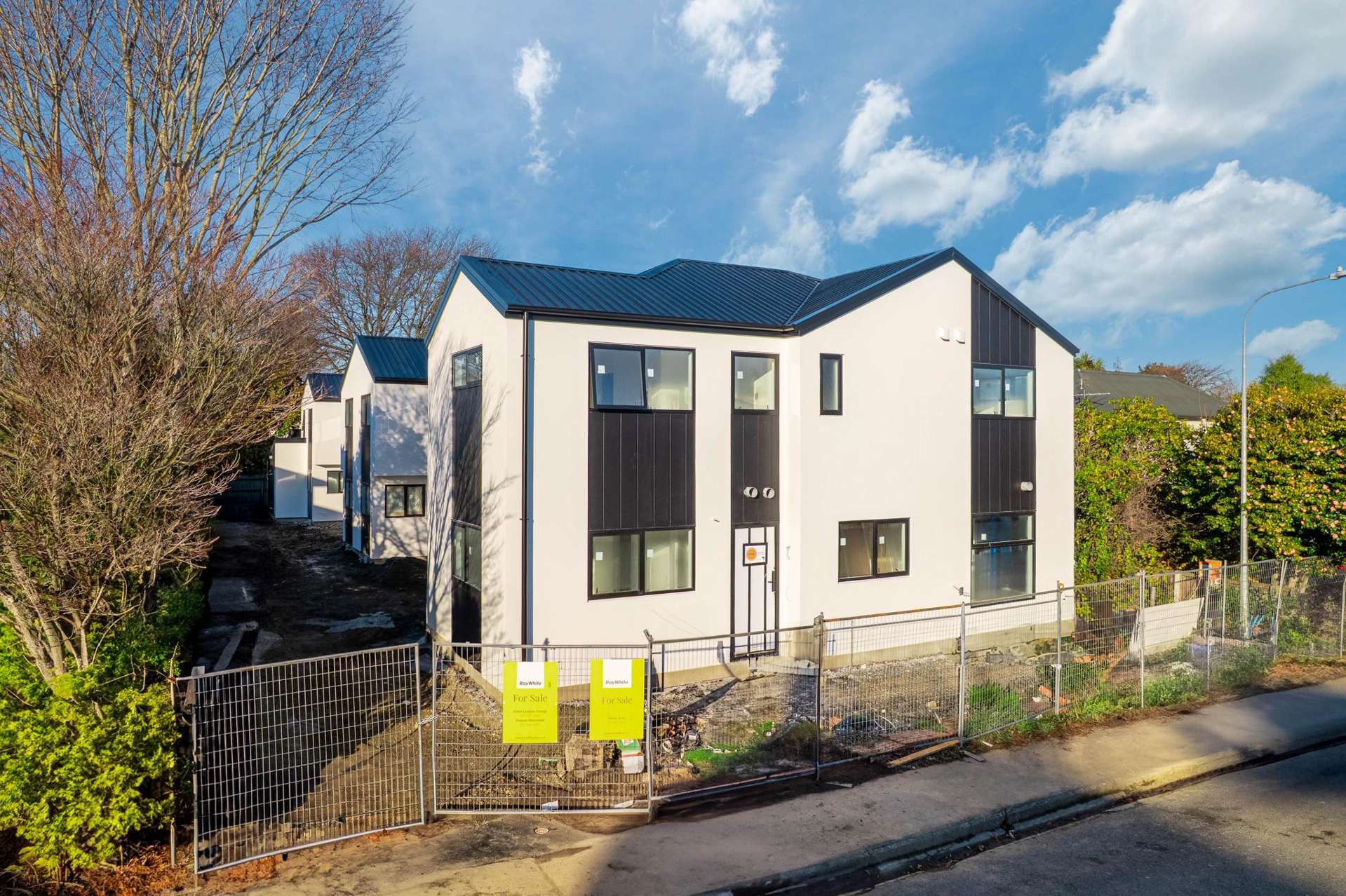 4 and 5/11 Brockworth Place Riccarton_0