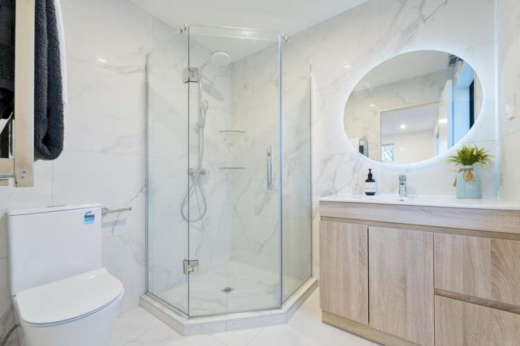 29d Mackenzie Street Te Atatu South_6