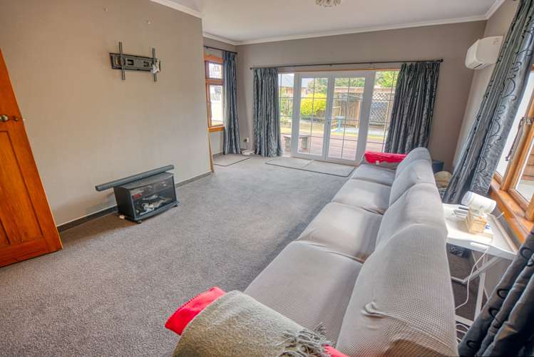 40 Palmerston Street Greymouth_13