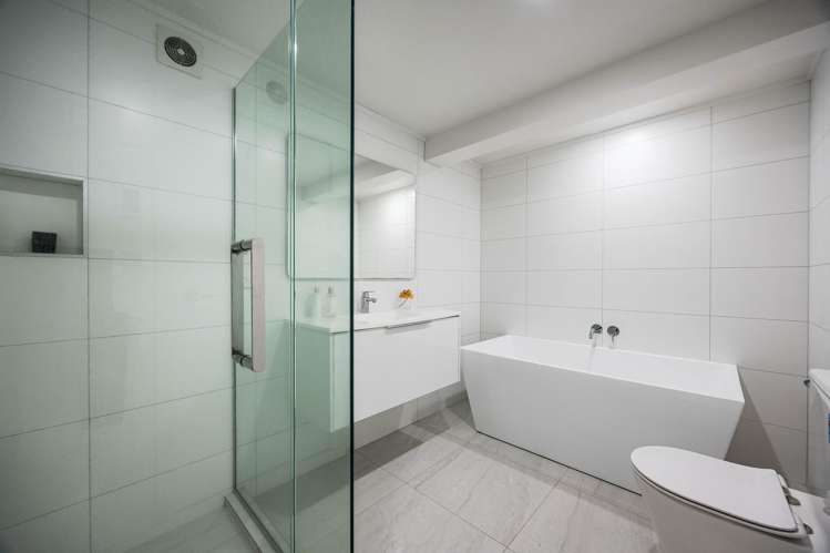 78 Vandeleur Avenue Birkdale_13