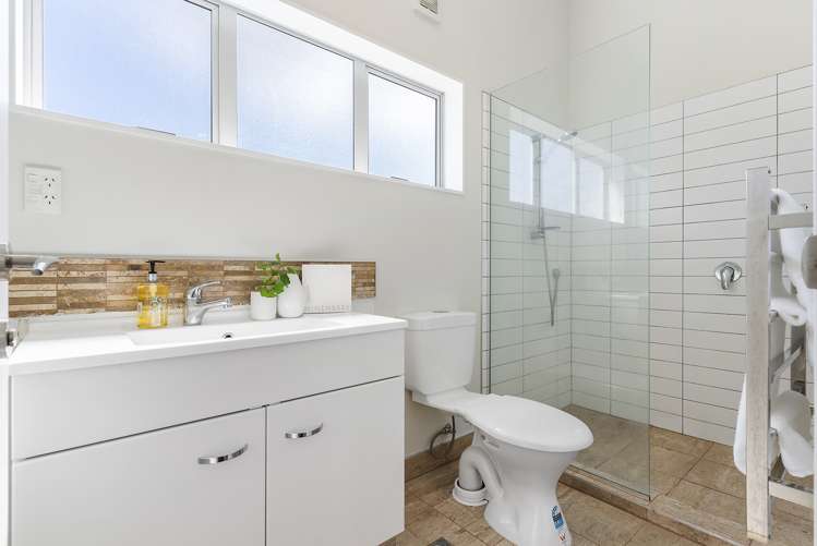 70a Saint Georges Road Avondale_18