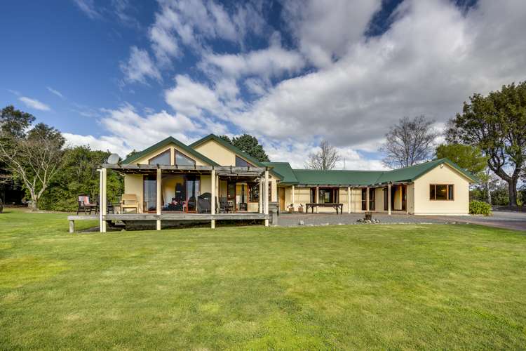 42 Raymond Road Haumoana_4