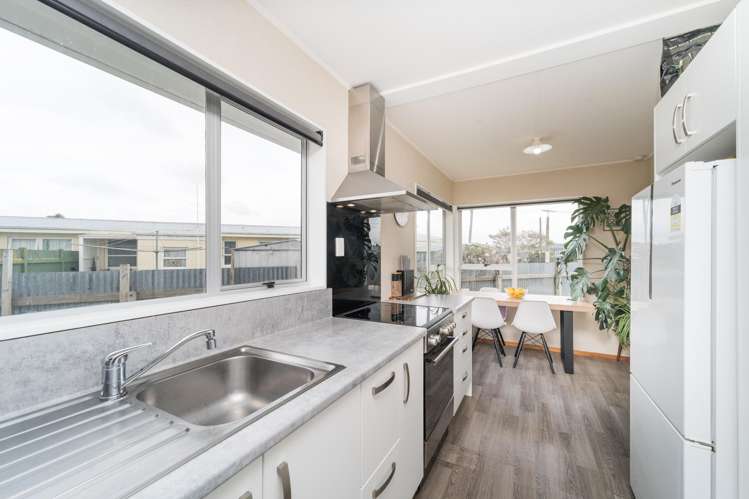 32 Hobson Street Feilding_1