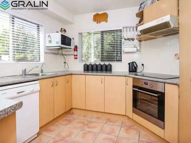 6/17 Charlenne Close Ranui_2