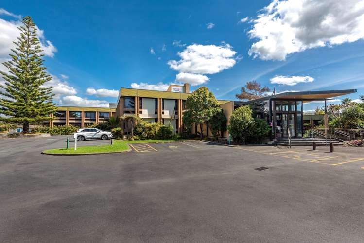 50 Centreway Road Orewa_19