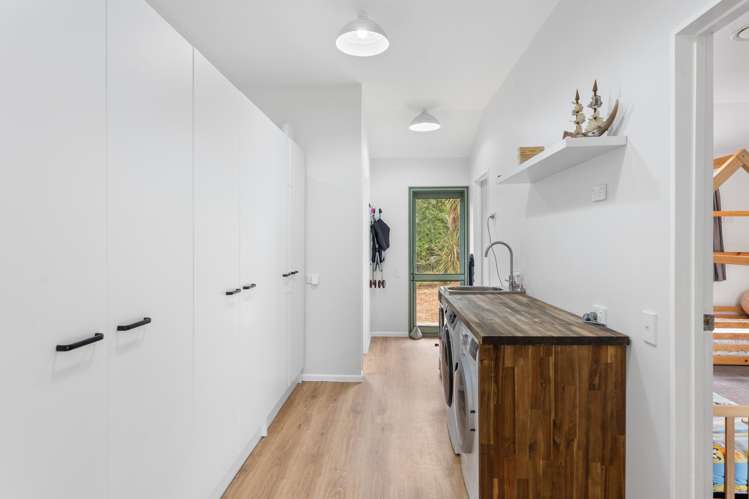 359A Kuku East Road Manakau_15