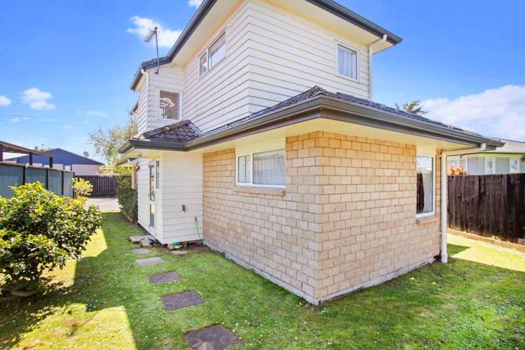 20a Sutton Crescent Papakura_19