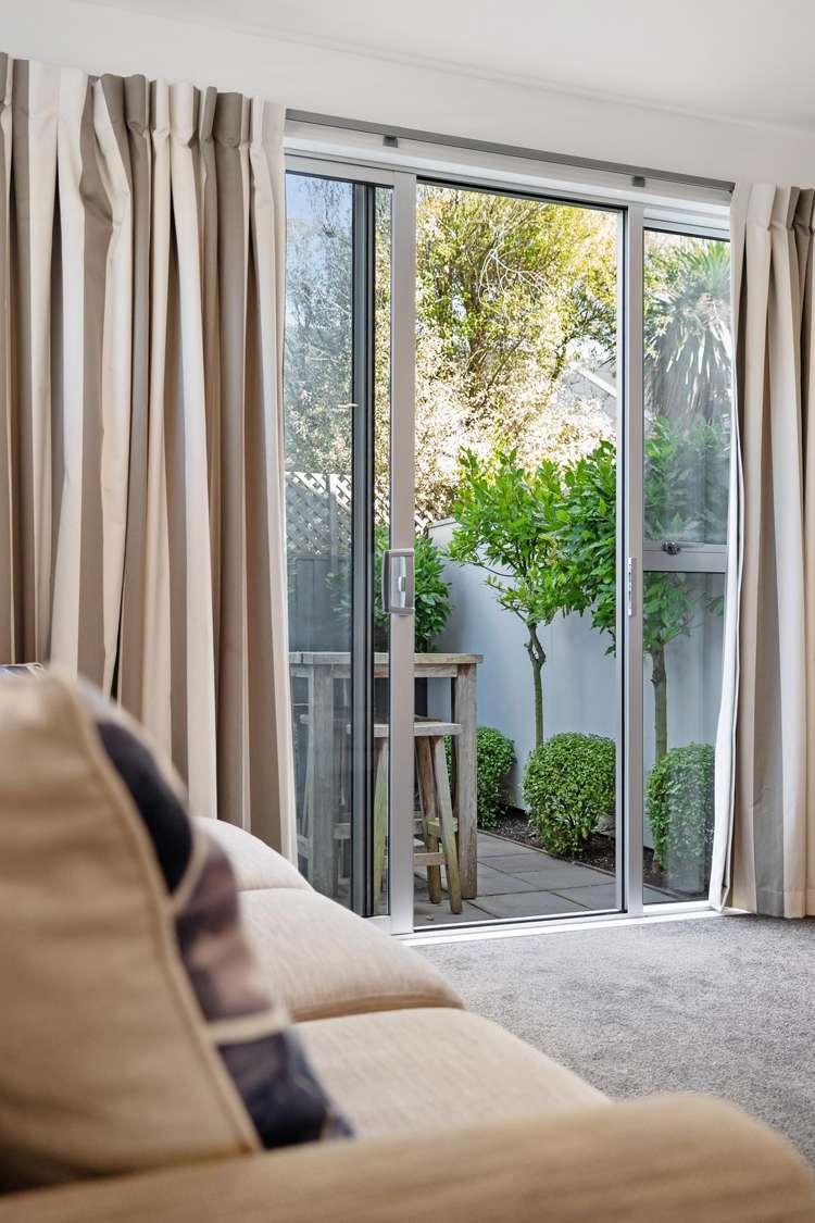 8/46 Andover Street Merivale_7