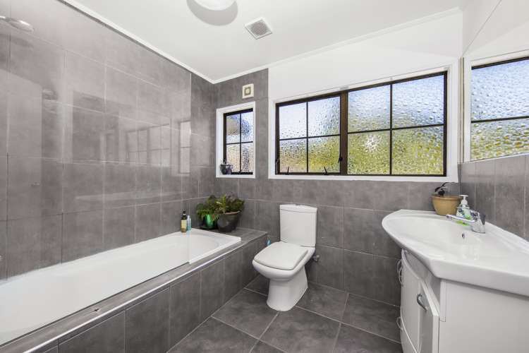 3 Caley Court Totara Heights_14