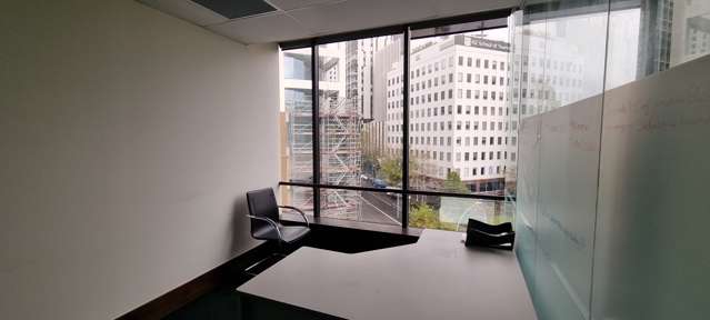 Office 5/350 Queen Street Auckland Cbd_3