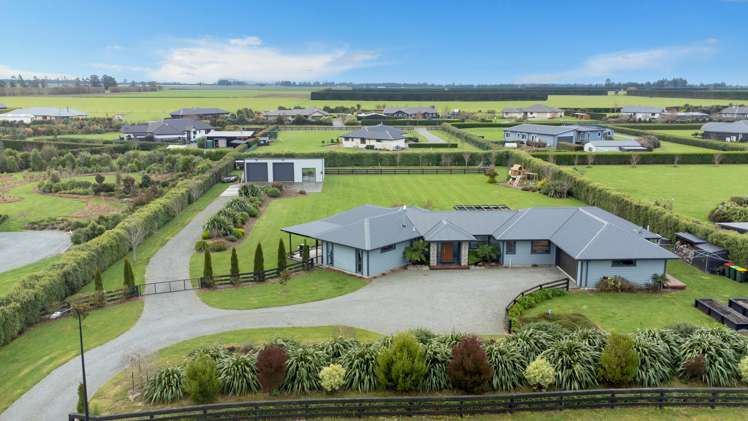 28 Landsborough Drive Darfield_23