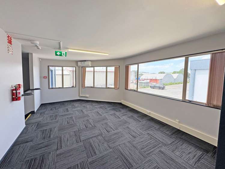 Unit C/136 Cryers Road East Tamaki_4