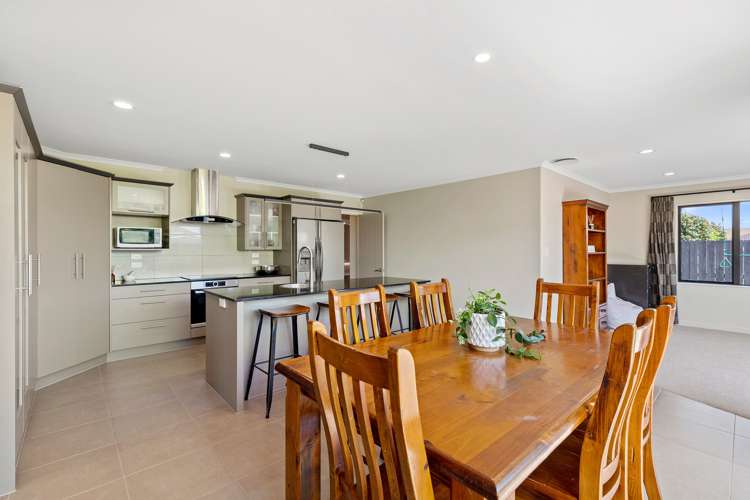 16 Coles Cove Papamoa_5