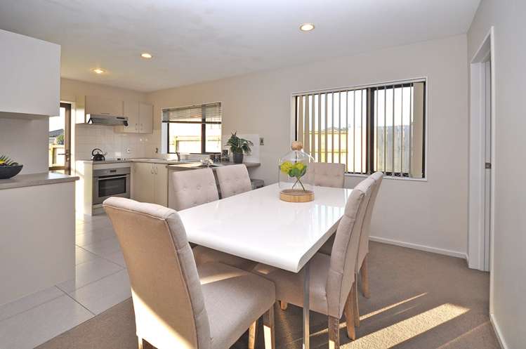 73 Keri Vista Rise Papakura_4