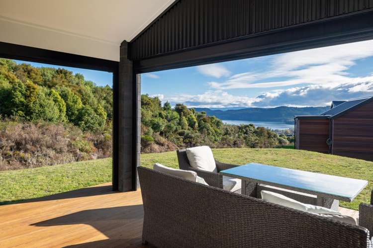 13 Sparrowhawk Way Kinloch_11