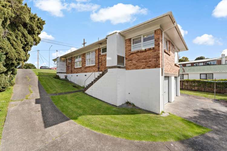 321 Wairau Road Totara Vale_17