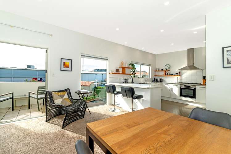 7/100 Customhouse Street Gisborne Central_4