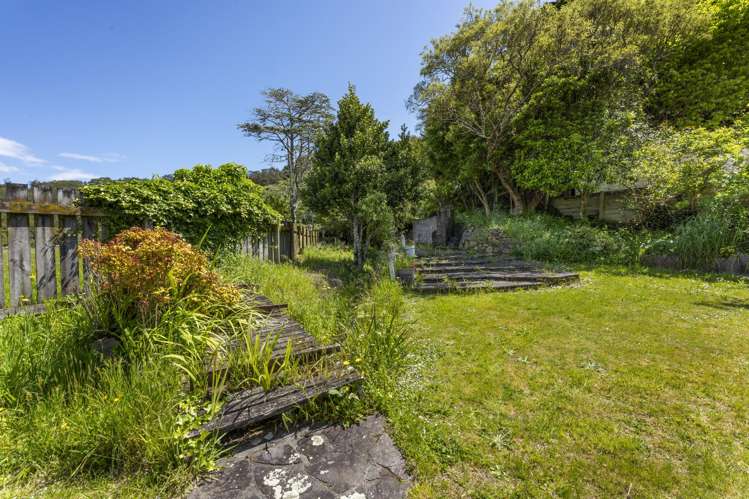 7 Harlow Grove Wainuiomata_20