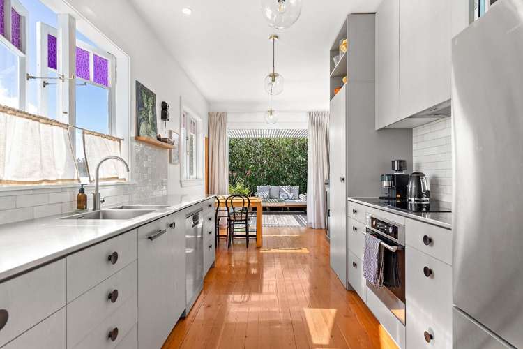 11 Nikau Street New Lynn_1