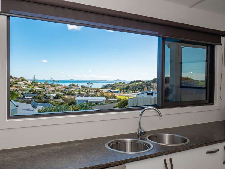 4 Freyja Crescent Coopers Beach_8