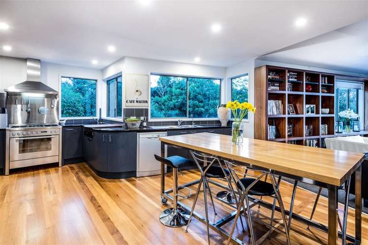 169 Beach Road Castor Bay_7