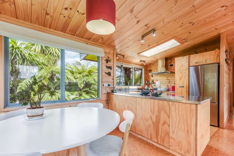 17 Toru Street Mapua_12