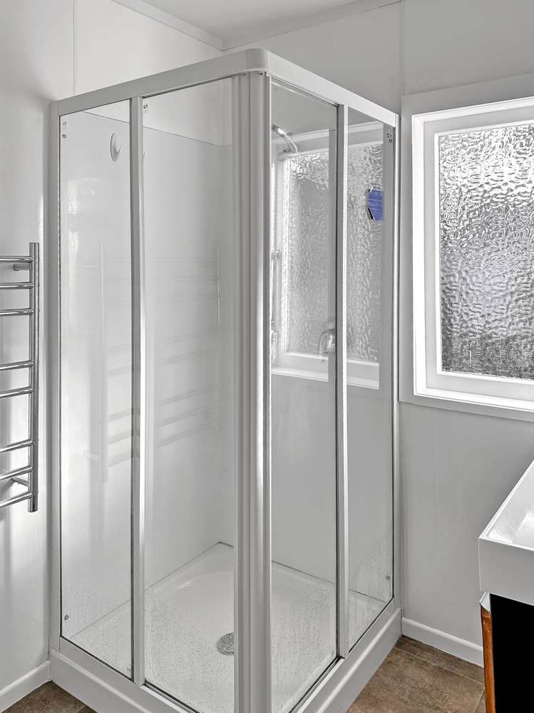 52 Kings Road Mount Roskill_9