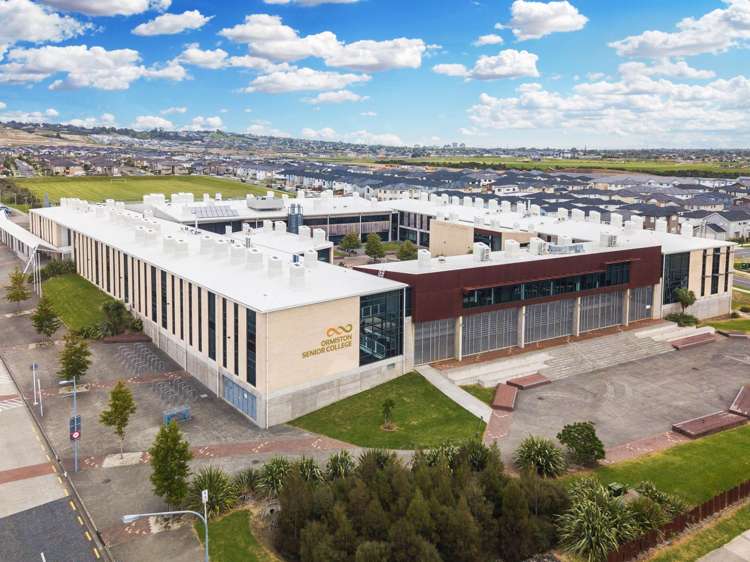 35 Nightingale Road Flat Bush_9