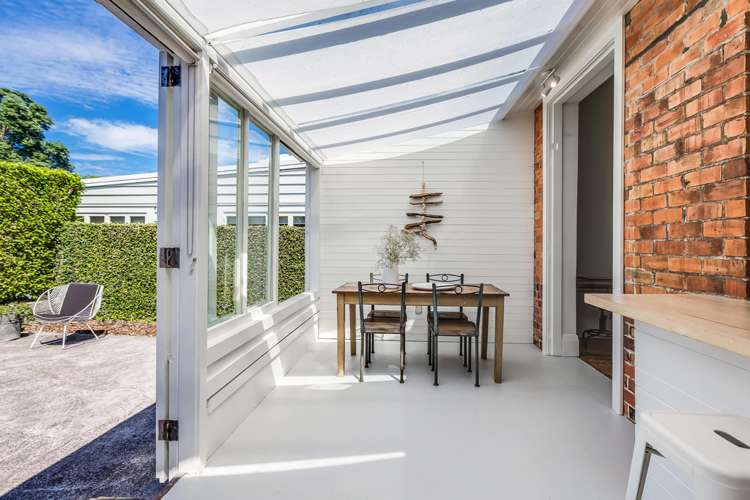 6 Huia Street Devonport_25