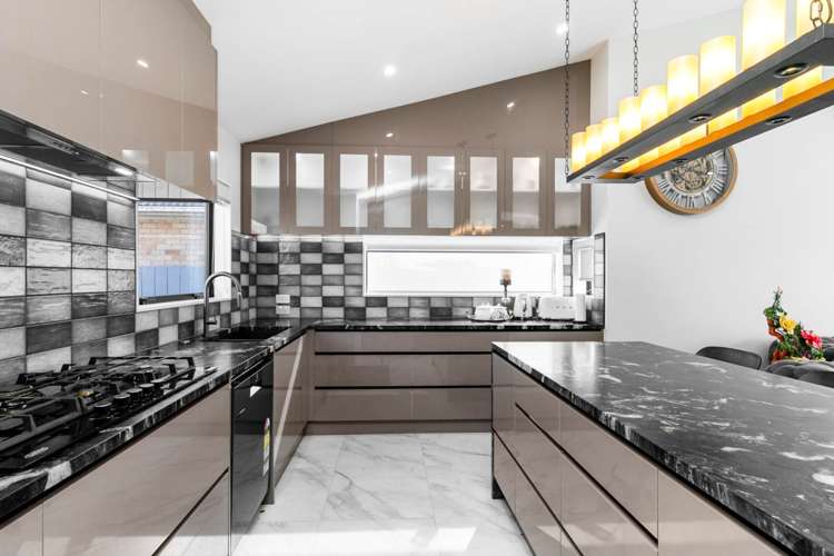 2A Brooklyn Avenue Papatoetoe_3