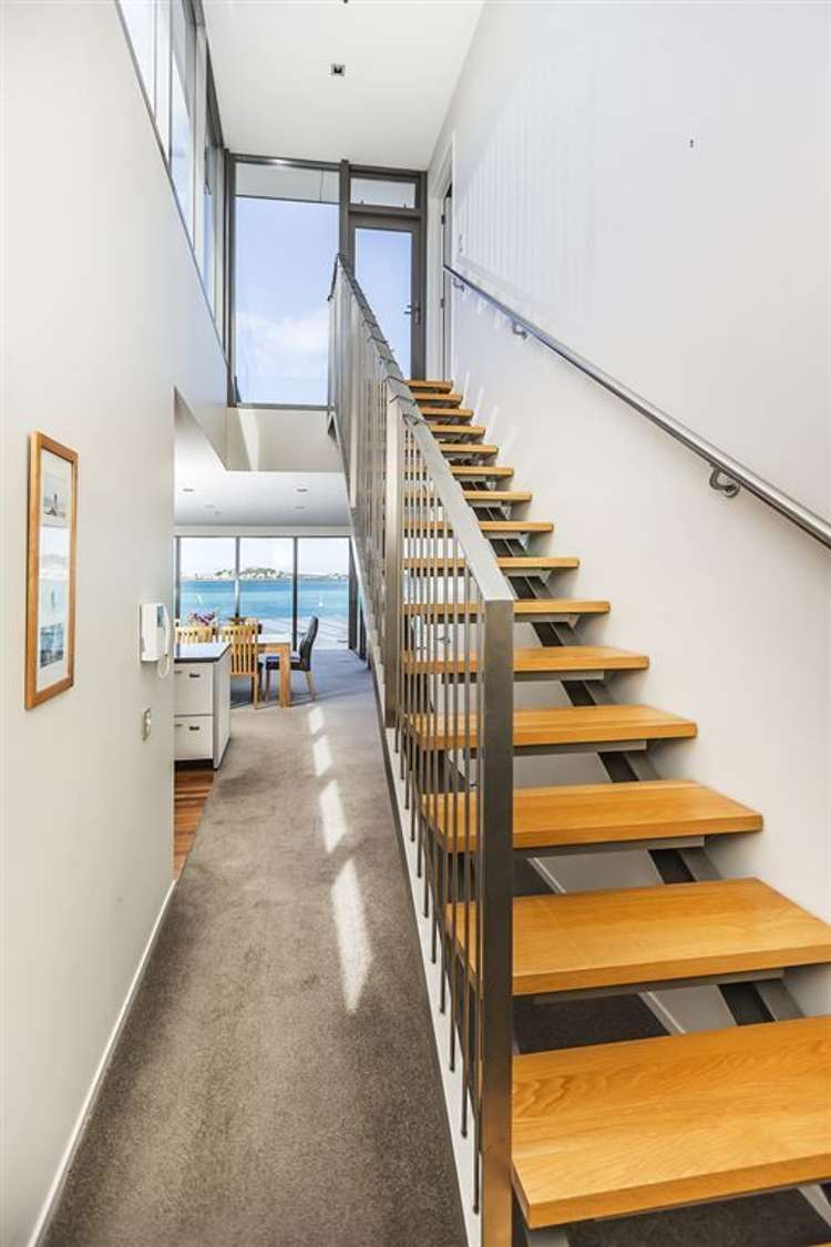 S503/326 Evans Bay Parade Hataitai_13