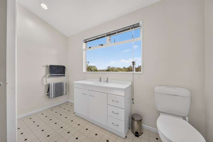 601 Norfolk Road Carterton_16