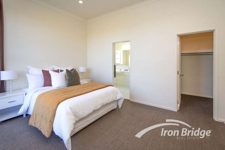 29 Mahuri Street Parklands_8