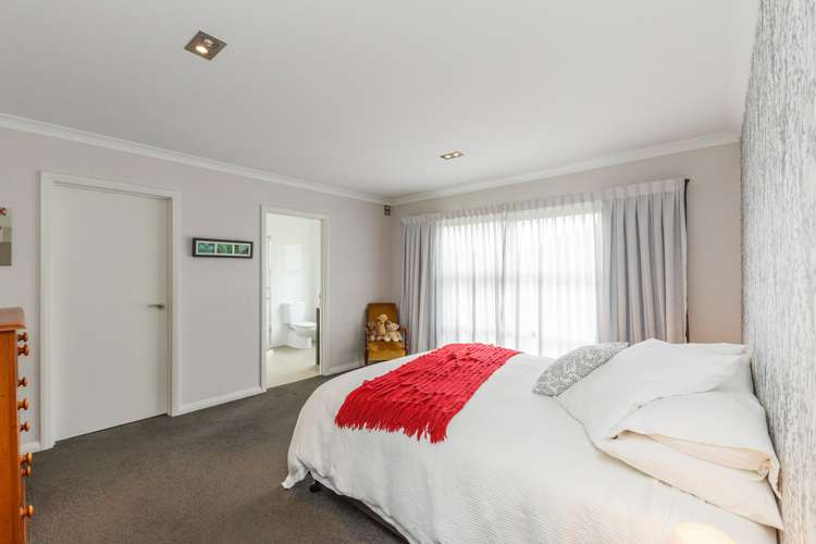 25 Johnstone Drive Fitzherbert_13