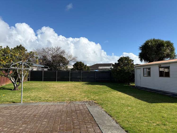 6 Mountbatten Place Papakura_1
