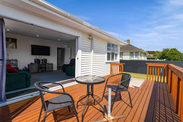 6 Malone Place Hawera_3