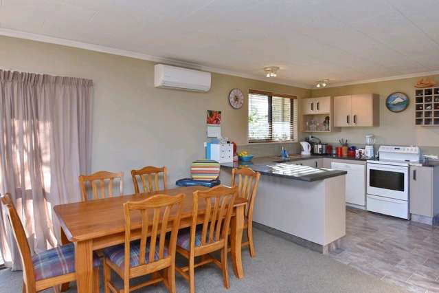 10 Gibbs Drive Woodend_4