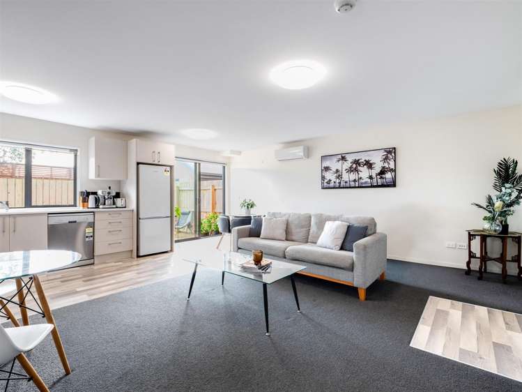 1/120 Stanmore Road Linwood_0