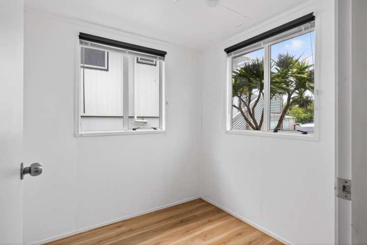 51 Douglas Street Okitu_23