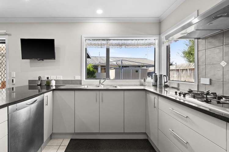 28A Howard Road Taradale_10