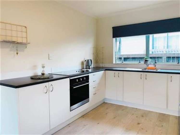 11b Springs Road Parakai_8