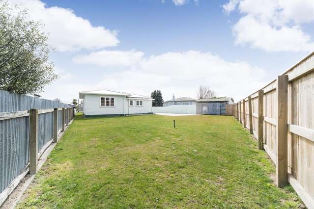 14 Belvedere Crescent Takaro_3