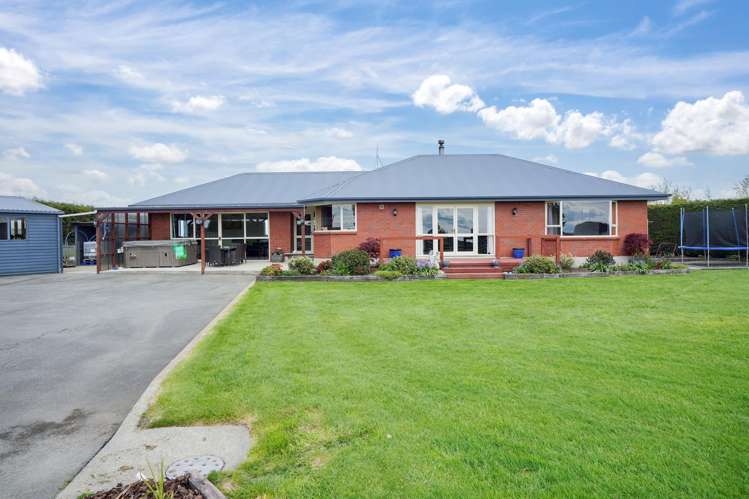 381 Bay Road West Plains_31