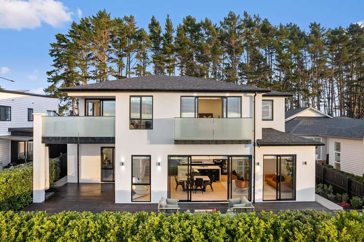 112 Wainui Road_1
