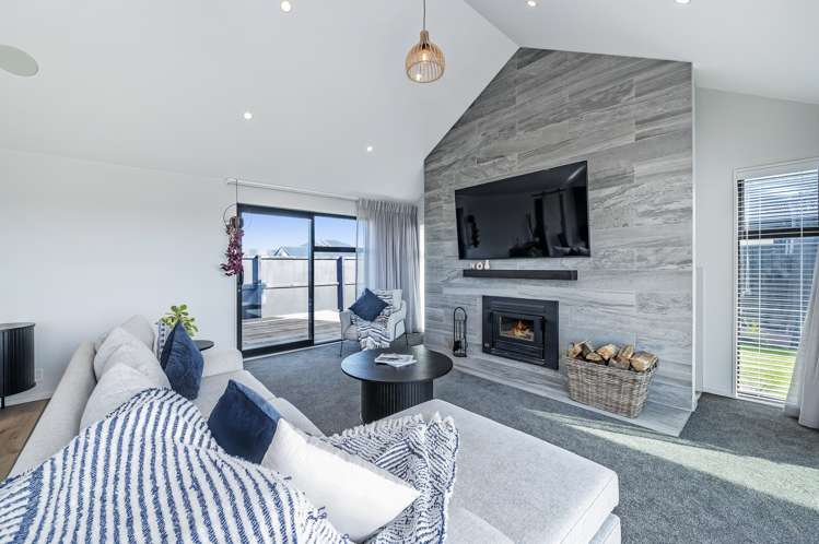 65 Halpin Drive Lincoln_12