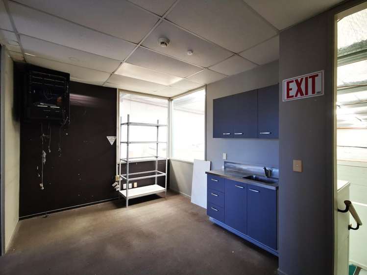 3/33-35 Waipareira Avenue Henderson_13