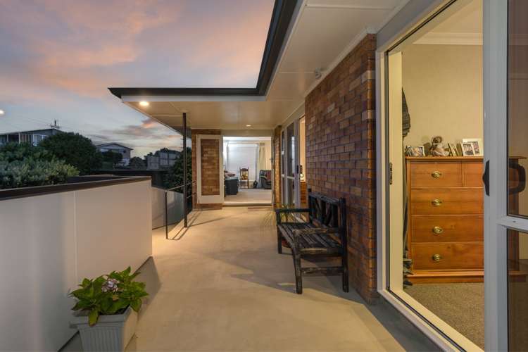 38 Smiths Road Matua_11