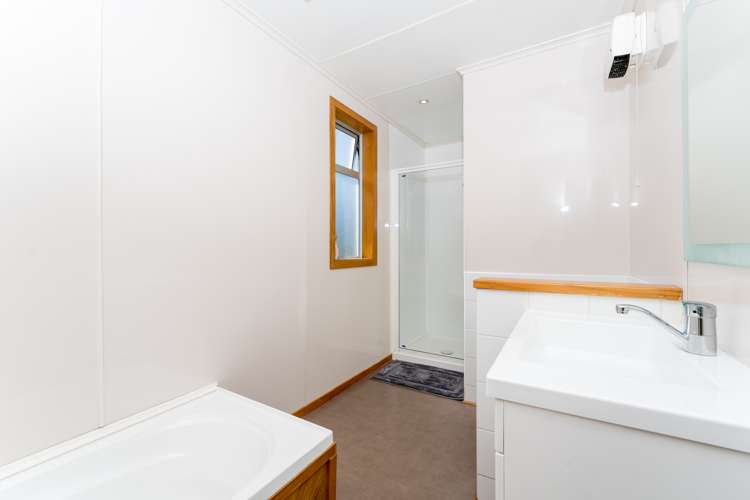 14 Miller Street Green Island_12