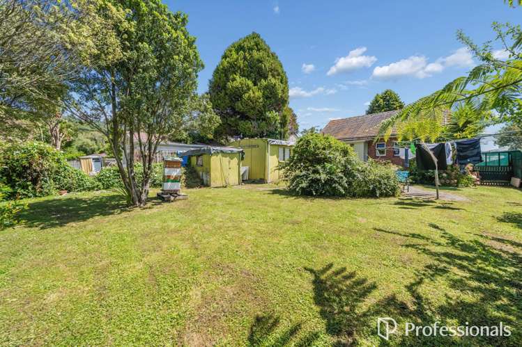 62 Waddington Drive Naenae_12