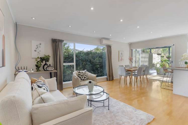 52 Meadowvale Avenue Forrest Hill_21